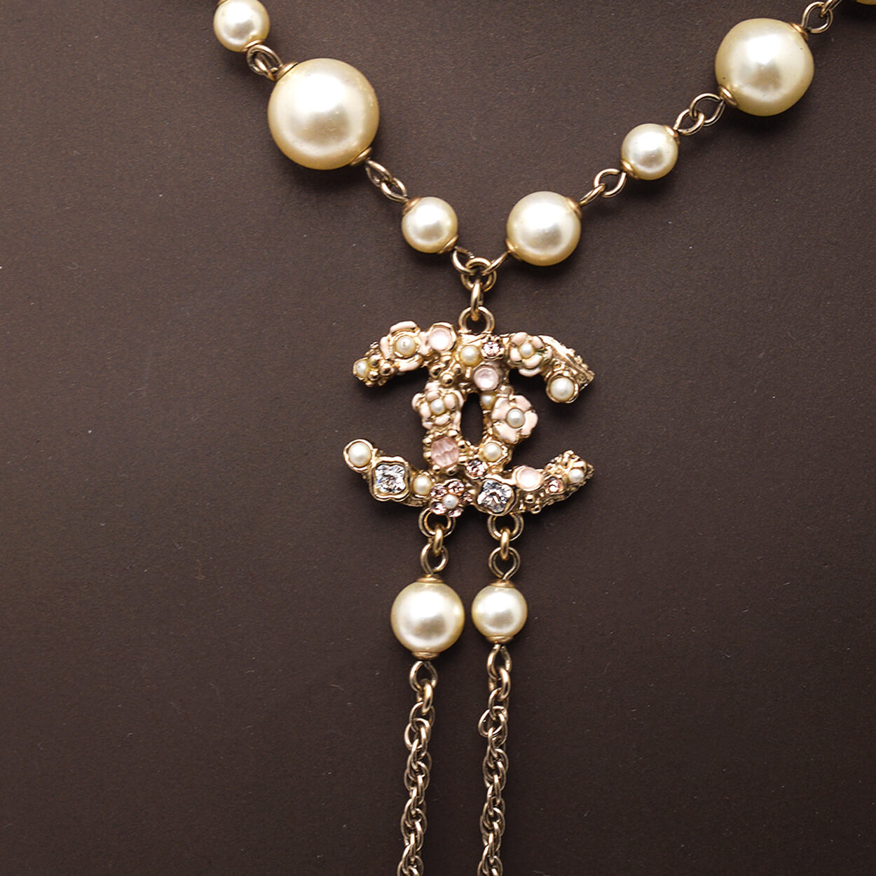 Chanel - White Pearl CC Fringe Necklace